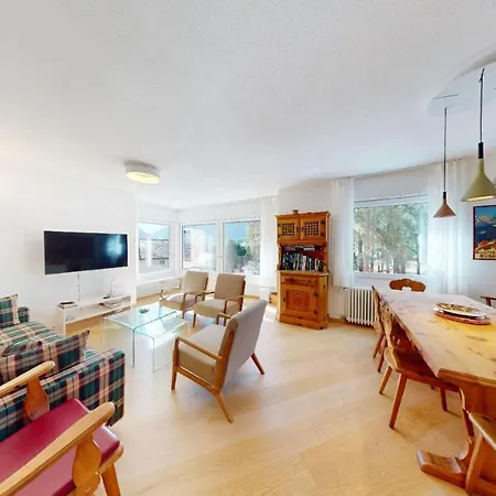 Apartman Muragls 3 *